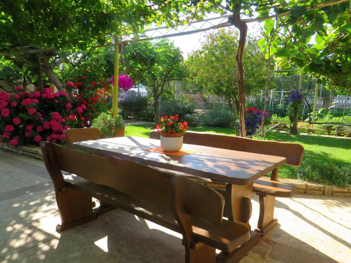 Beach Apartment Roza Biograd Oneroom - Premium Location Biograd Na Moru Dış mekan fotoğraf